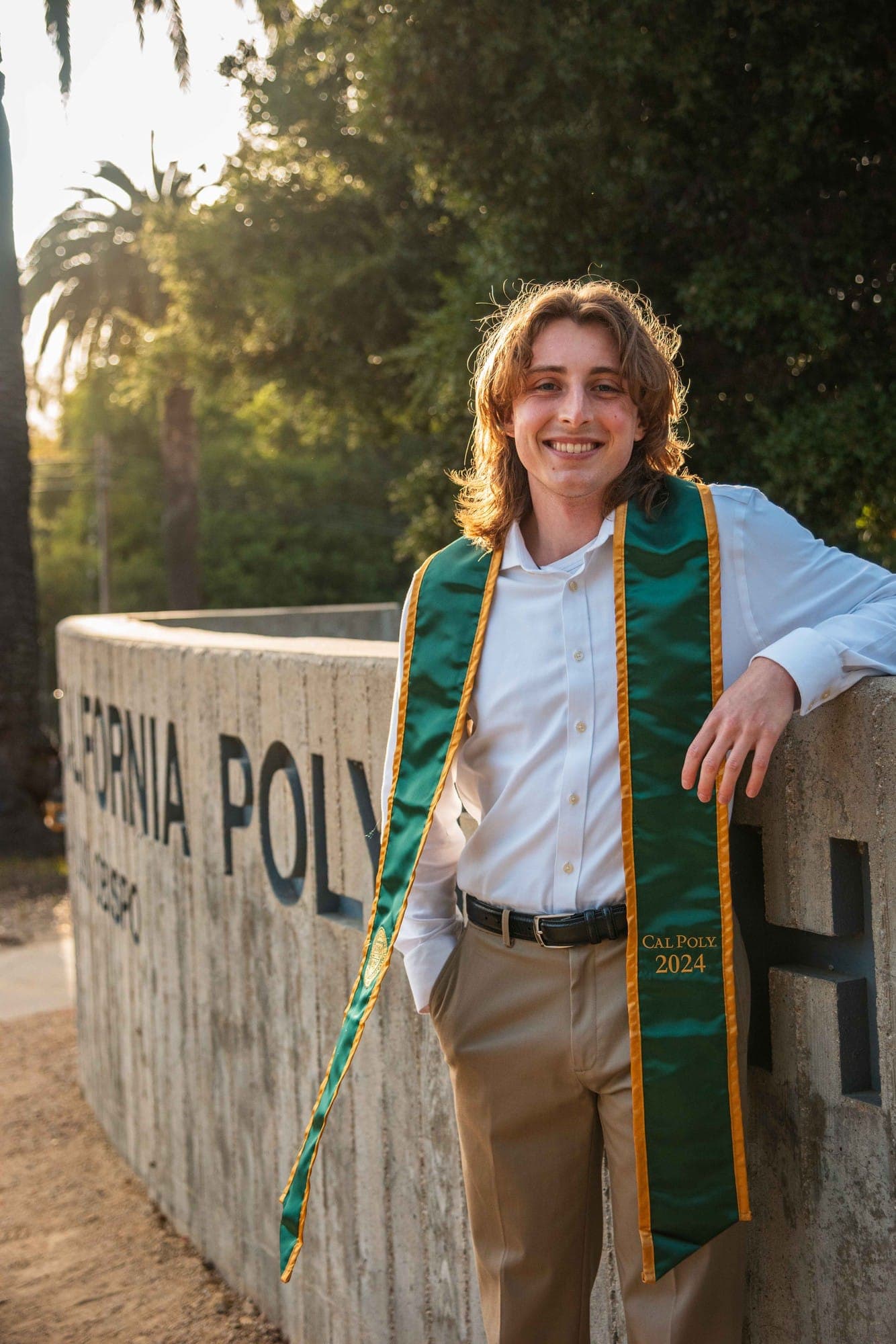 Photograph - 05-22-24-grad-30.JPG