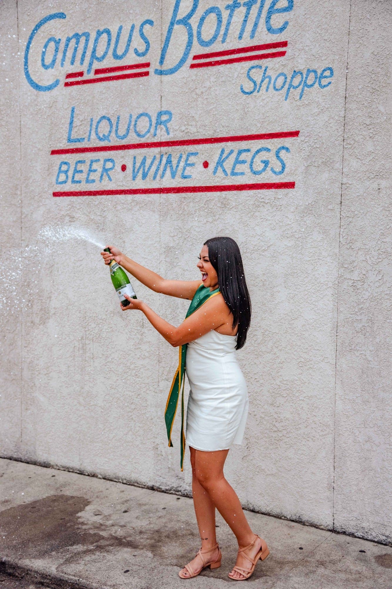 Photograph - 06-08-24-grad-39.JPG