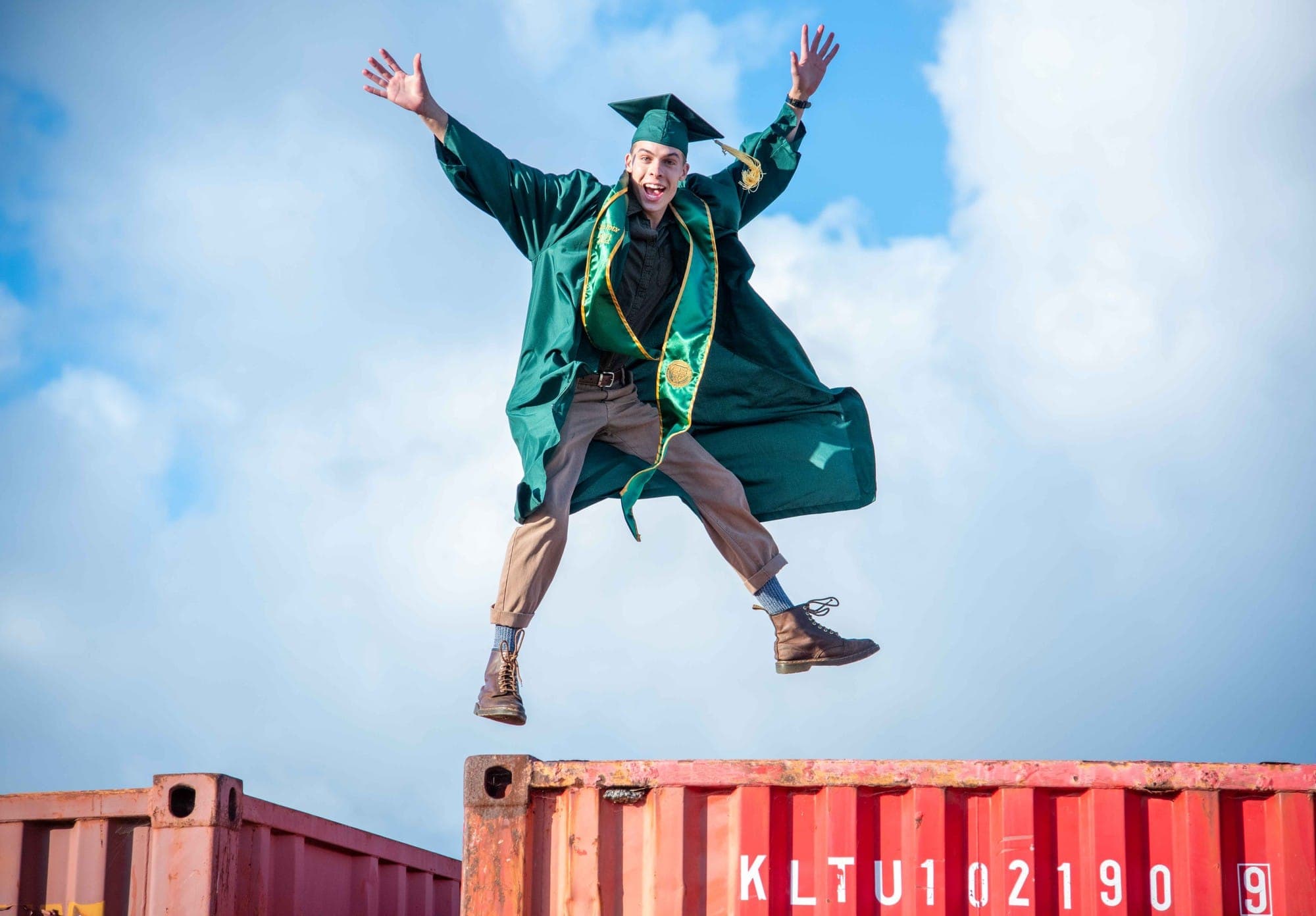 Photograph - 12-09-21-grad-1.JPG