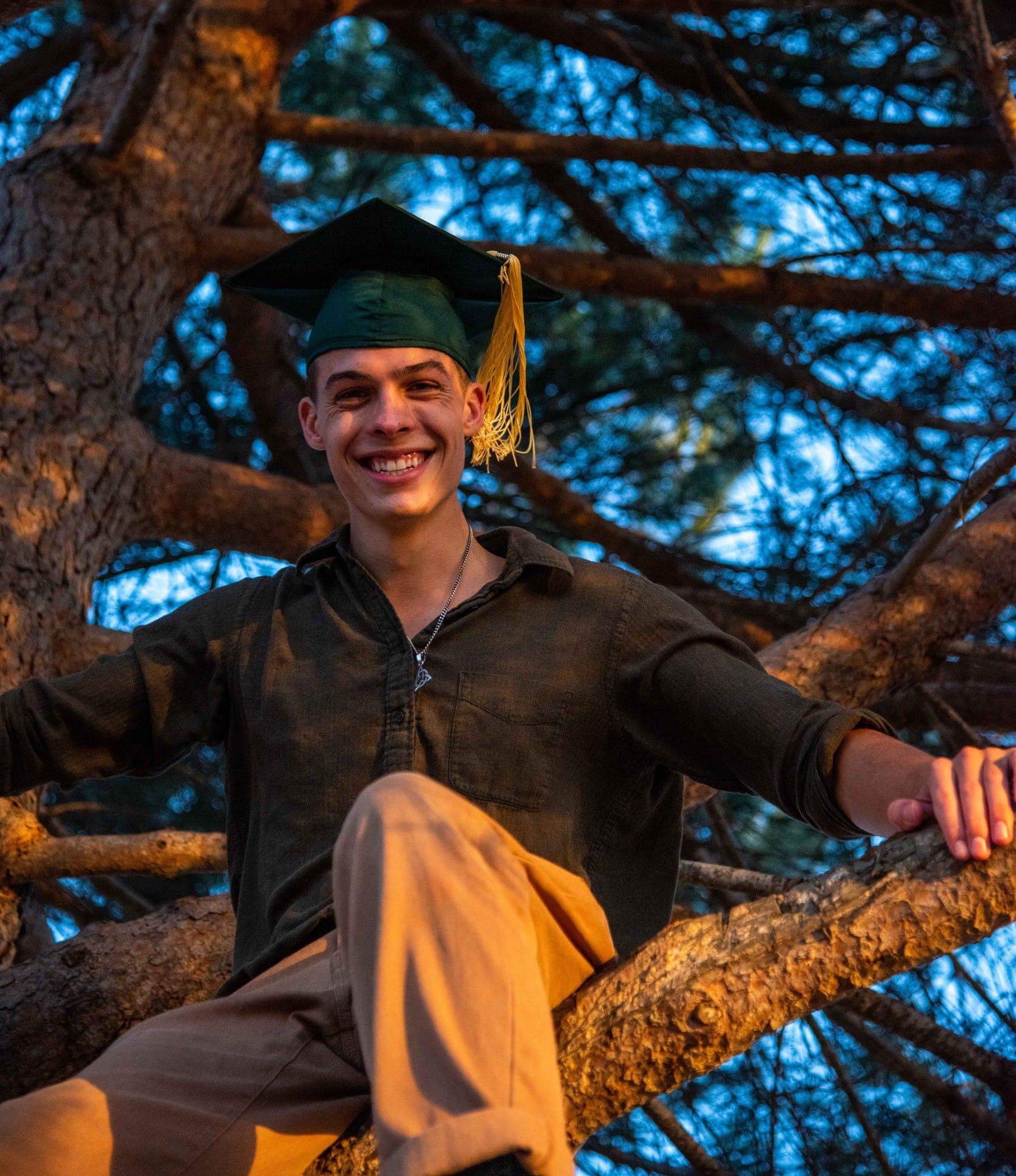 Photograph - 12-09-21-grad-4.JPG