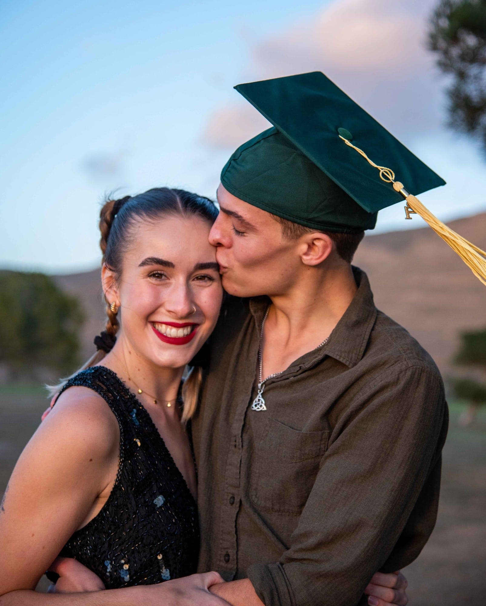 Photograph - 12-09-21-grad-5.JPG