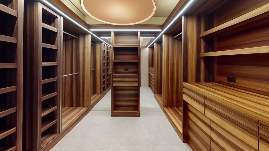 Real estate interior photograph